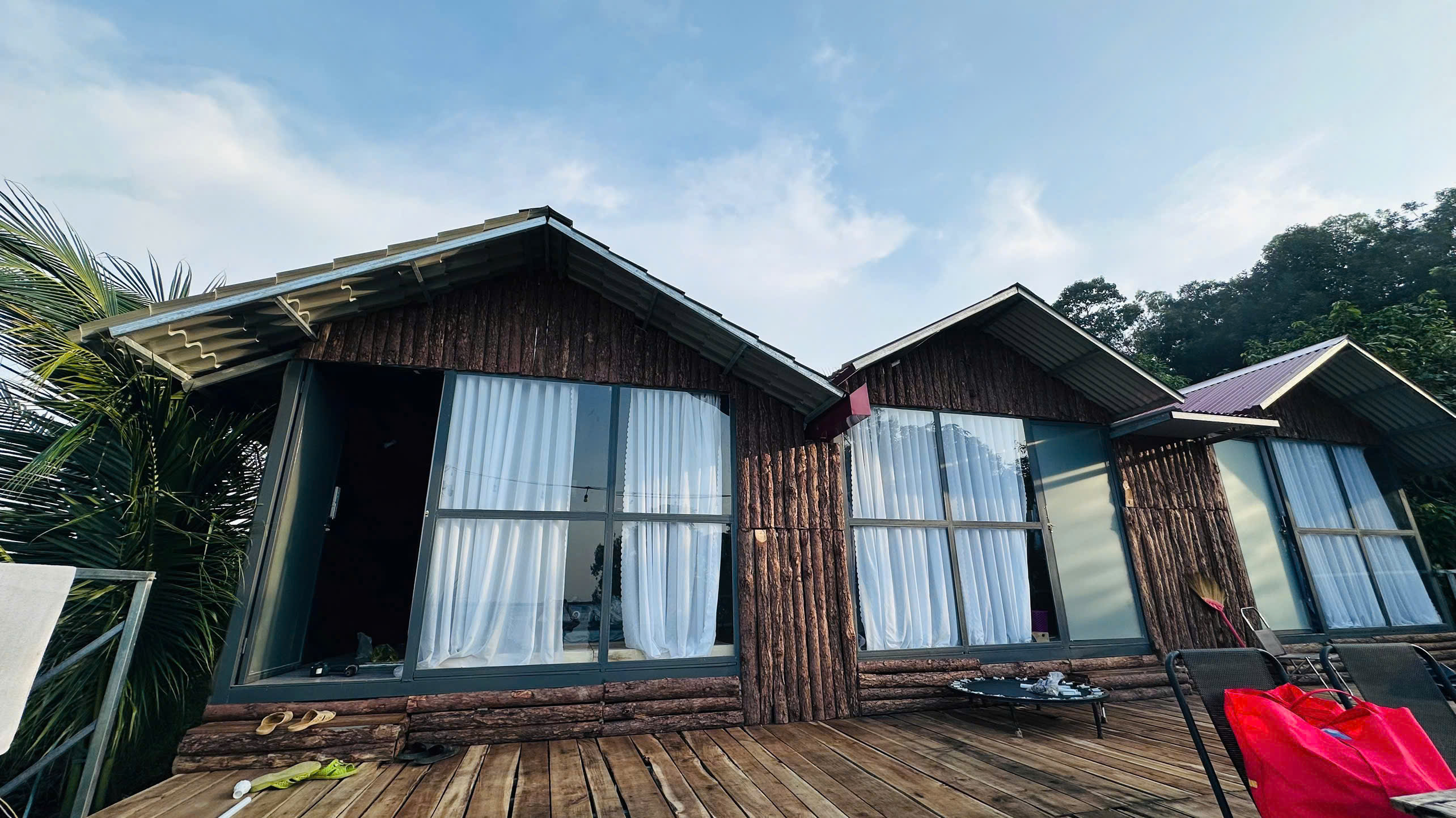 Bungalow (toilet riêng) 2
