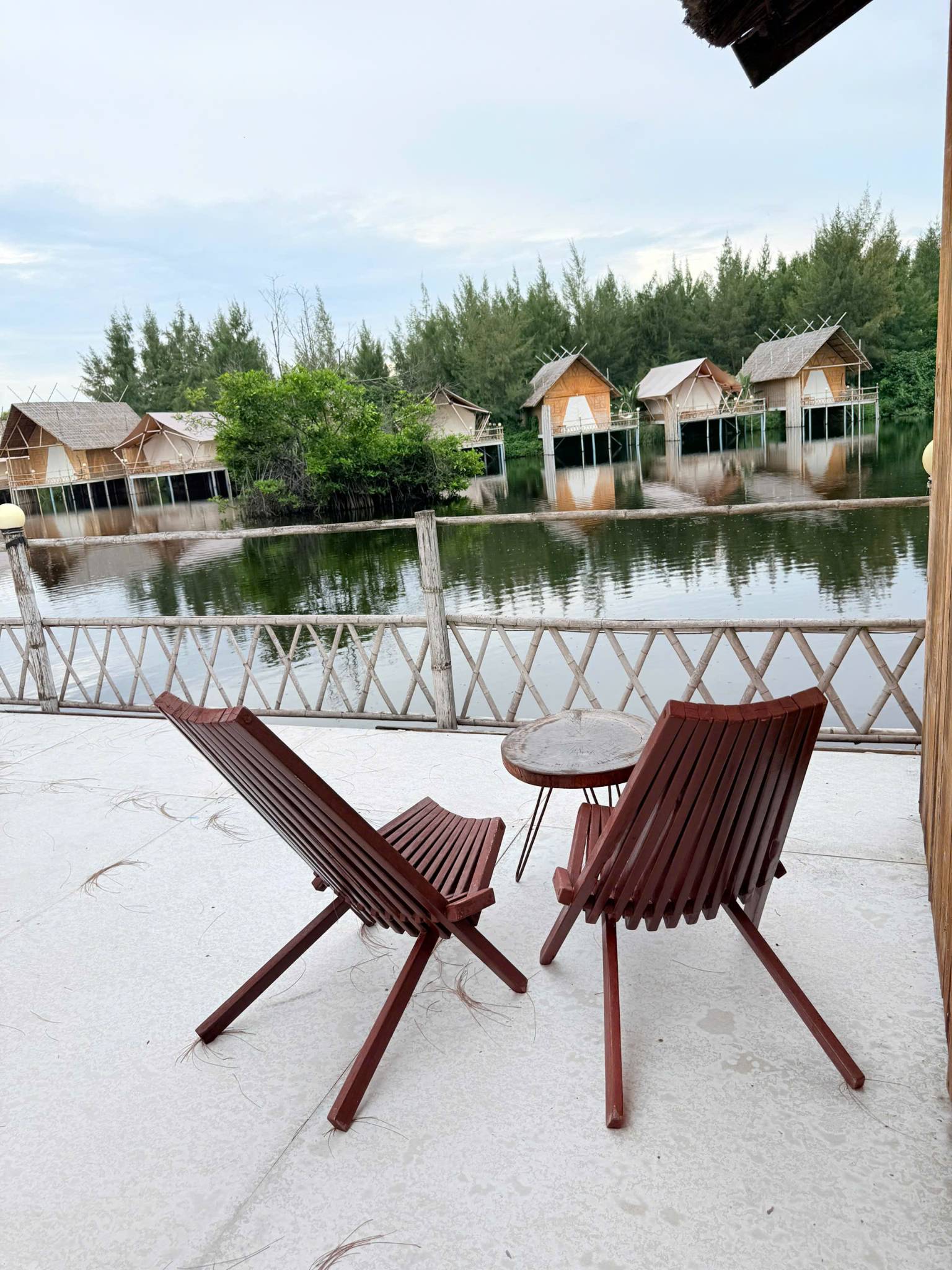 LỀU LOTUS LAKE VIEW (CAO CẤP VIEW HỒ) 2